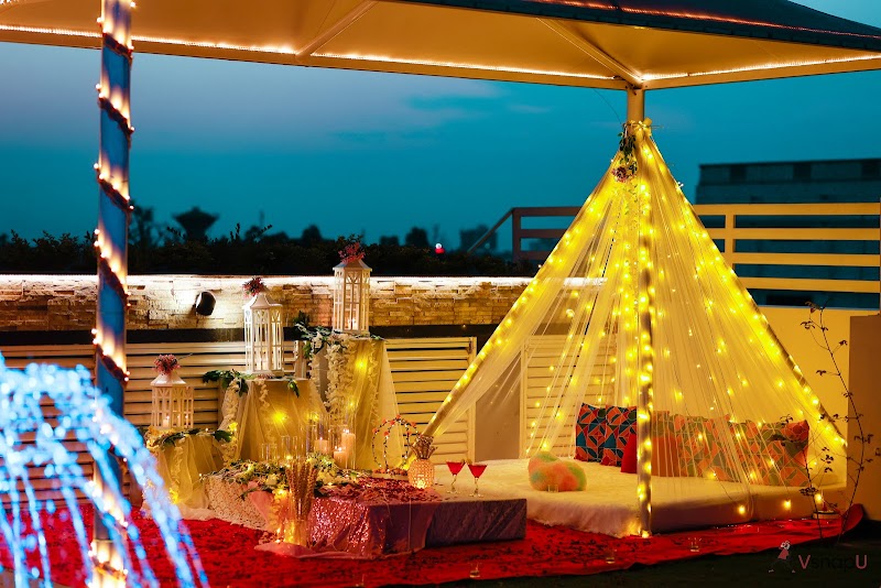 Aloha Candlelight Dinner Restaurant - Aloha Candlelight Dinner Restaurant Plot No 109, Bhaskar Marg, opp. Sukhsagar Aptartments, Sindhi Colony, Bani Park, Jaipur, Rajasthan 302016, India