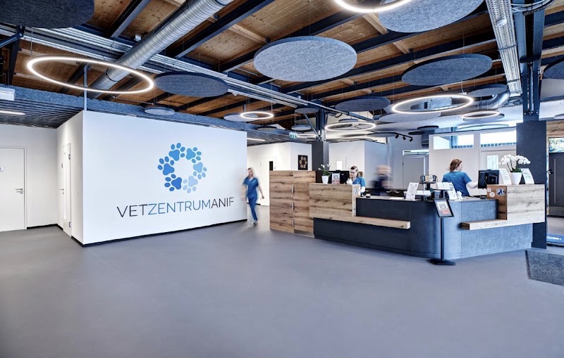 ANIMAL CLINIC ANIF - Mag Vet.Med.. Wolfgang Biebl