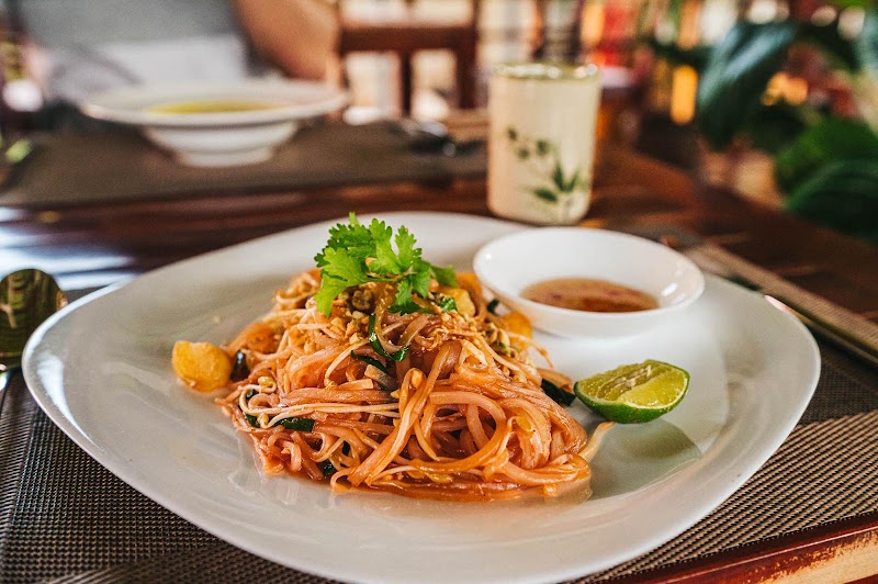 Tree House Phu Quoc Restaurant and Coffee - Tree House Phu Quoc Restaurant and Coffee Tổ 3 Đường Lê Thúc Nha, Ông Lang, Phú Quốc, An Giang 92500, Vietnam