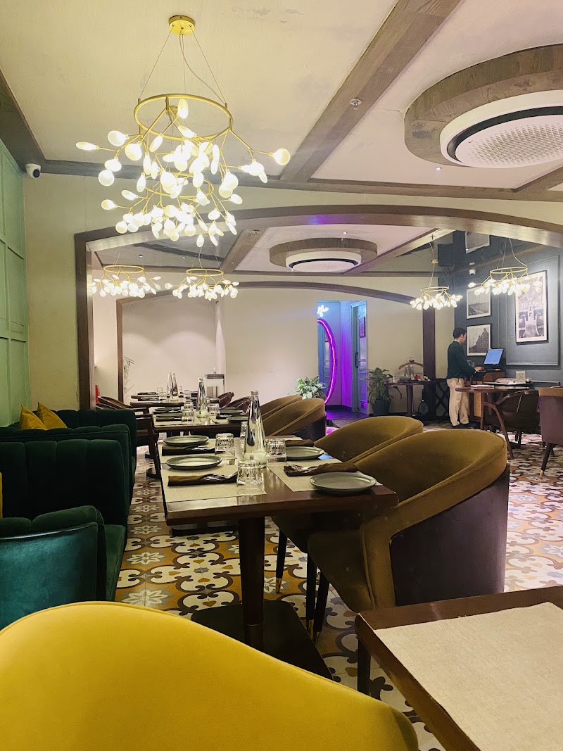 Eddies Chandigarh - Eddies Chandigarh SCO 5, Back entry, inside Tiger Five, Sector 26, Chandigarh, 160019, India