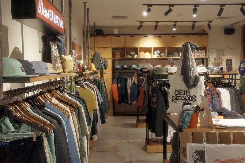 Deus Ex Machina - Grand Indonesia - Deus Ex Machina - Grand Indonesia, Skybridge Level 2, Grand Indonesia, Jl. M.H. Thamrin No.1, Kb. Melati, Kecamatan Tanah Abang, Kota Jakarta Pusat, Daerah Khusus Ibukota Jakarta 10310, Indonesia