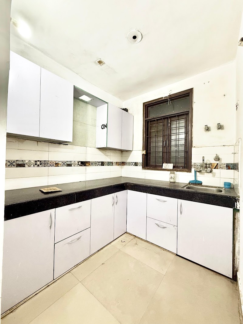 LivIT Stays Platinum - (Best PG in Saket) - LivIT Stays Platinum - (Best PG in Saket) B5, Block B, Paryavaran Complex, Saket, New Delhi, Delhi 110030, India