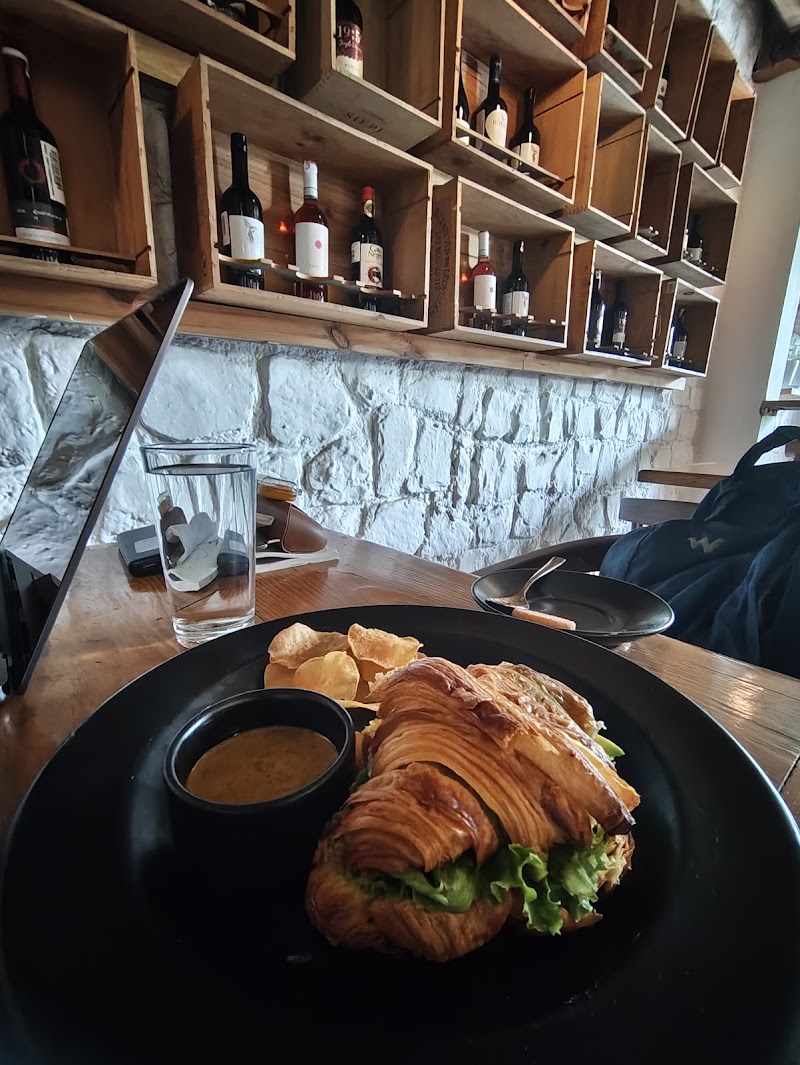 Perch Wine & Coffee Bar - Perch Wine & Coffee Bar 71, Khan Market, Rabindra Nagar, New Delhi, Delhi 110003, India