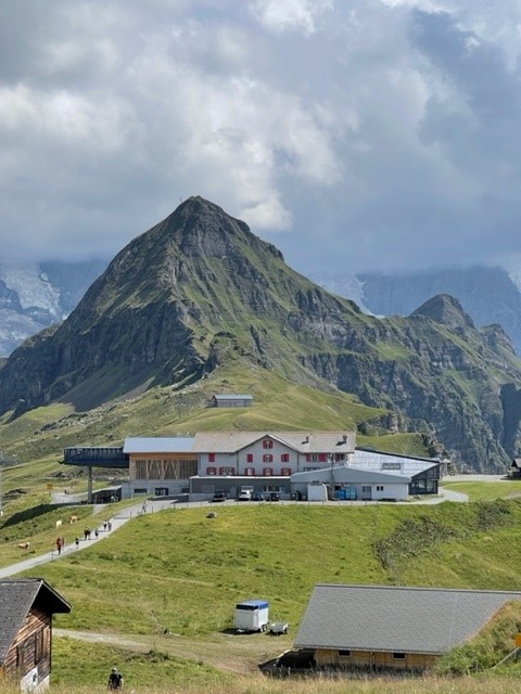 Hotel Victoria-Lauberhorn - Hotel Victoria-Lauberhorn Wengiboden 1350a, 3823 Wengen BE, Switzerland