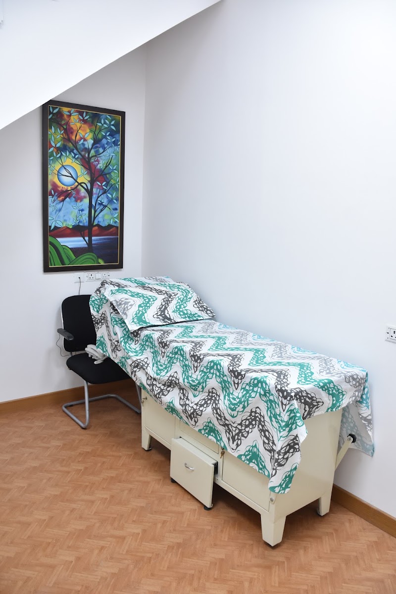 Omega Skin & Laser Clinic by Dr. Rajni Goyal Khare - Omega Skin & Laser Clinic by Dr. Rajni Goyal Khare SCO - 14, Old Judicial Complex Mor Chowk, Civil Line Rd, Sector 15, Gurugram, Haryana 122001, India