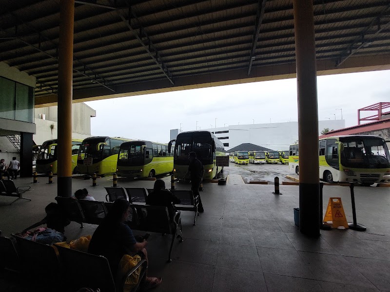Ceres Bus Terminal - Ceres Bus Terminal, 78X4+V7C, Calindagan Rd, Dumaguete City, Negros Oriental, Philippines
