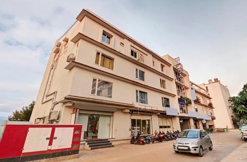 HOTEL AYAANSH