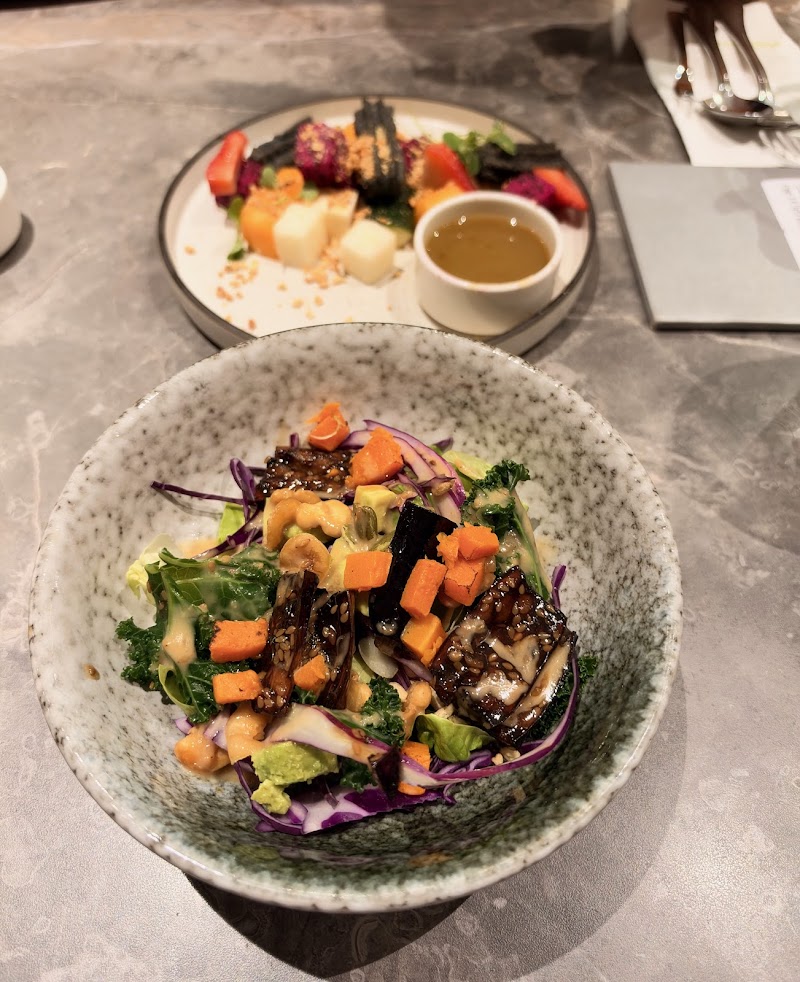 elemen 元素 - elemen 元素 9 Raffles Blvd, #01-75/75A/76 Millenia Walk, Singapore 039596