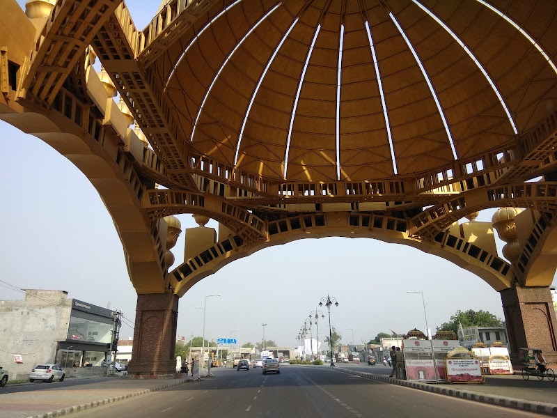 Golden Gate (Sri Amritsar City Gateway) - Golden Gate (Sri Amritsar City Gateway) 93, Grand Trunk Rd, Darshan Avenue, Amritsar, Amritsar Cantt., Punjab 143006, India