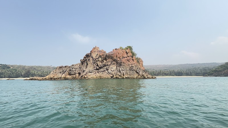 Tarkarli-Devbag Kajal Boating & Scuba Diving - Tarkarli-Devbag Kajal Boating & Scuba Diving, Durgesh Nikam Mahapurush Mandir, Devbag, Malvan, Maharashtra 416606, India