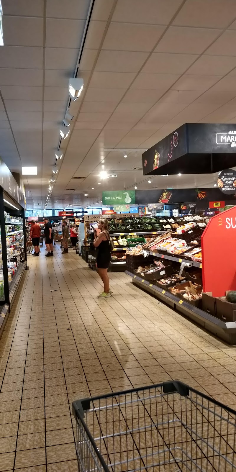 ALDI SUISSE - ALDI SUISSE, Lindenallee 106, 3800 Interlaken, Switzerland