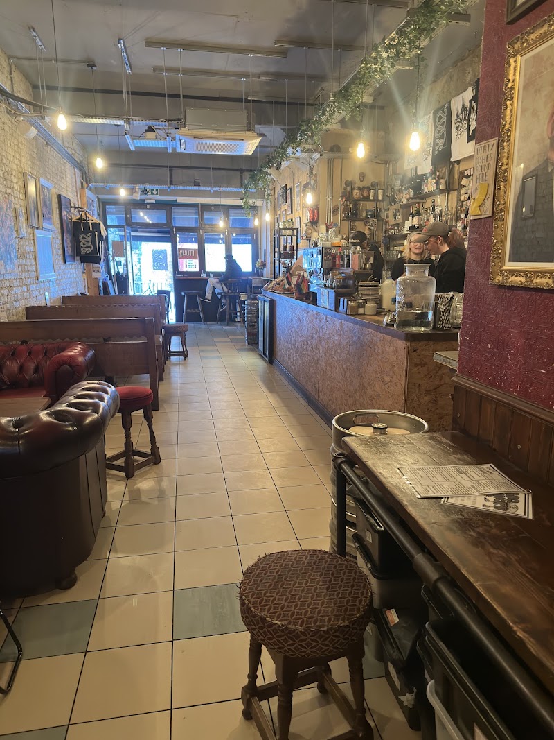The Waiting Room Coffee Bar - The Waiting Room Coffee Bar 134 Deptford High St, London SE8 3PQ, UK