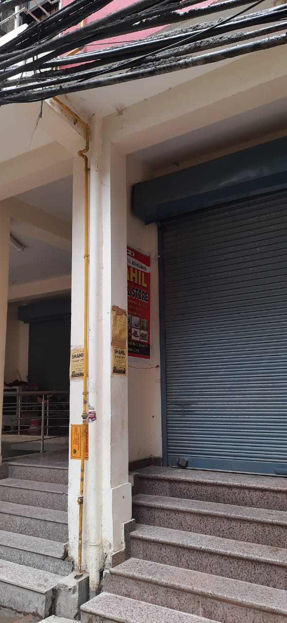 Shop for rent - Shop for rent, H9RJ+PC5, Sarfabad, Sector 73, Noida, Uttar Pradesh 201316, India