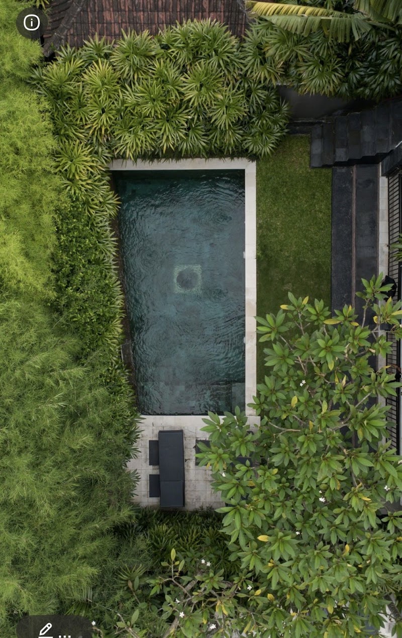 Villa Besar seminyak bali villas - Villa Besar seminyak bali villas Jl. Bumbak Dauh, Kerobokan, Kec. Kuta Utara, Kabupaten Badung, Bali 80361, Indonesia