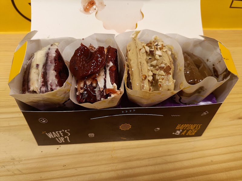 The Belgian Waffle Co - The Belgian Waffle Co, Shop No. 104, CHPL Dream Homes, Junwani, Block J, Bhilai, Chhattisgarh 490020, India