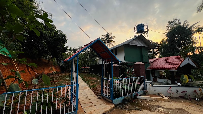 Wayanad Coffee Vintage - Wayanad Coffee Vintage P4W9+GV, Nadavayal, Kerala 670721, India