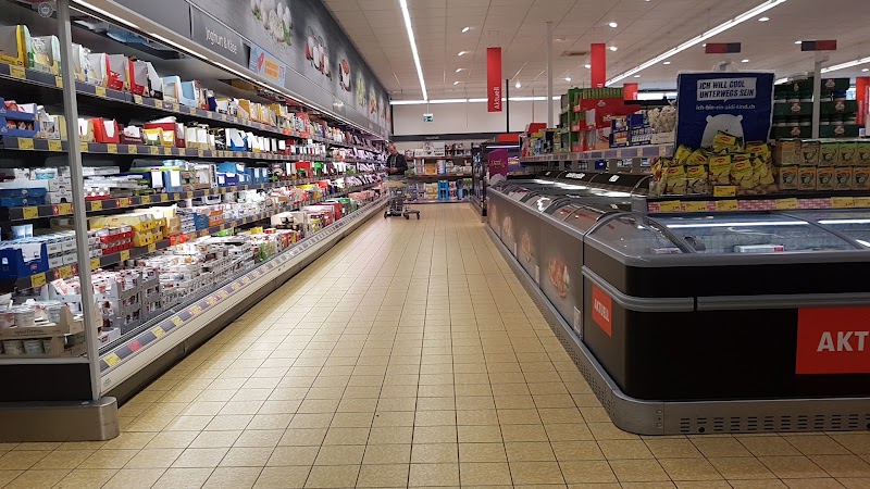 ALDI SUISSE - ALDI SUISSE, Umfahrungsstrasse 1, 6210 Sursee, Switzerland