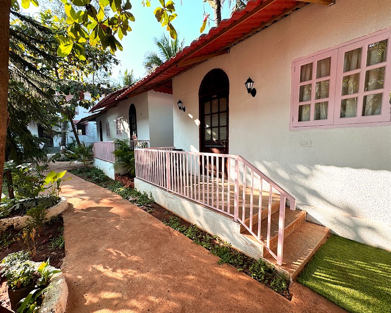 Arambol Sweet Lake Resort - Arambol Sweet Lake Resort, H.No 143, Girkarwada, Arambol, Goa 403524, India