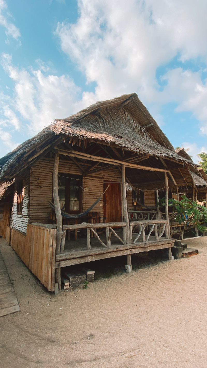 Absolute Beachfront Resort - Absolute Beachfront Resort, 2 84280 92/2 ตำบล บ้านใต้ Tambon Ban Tai, Amphoe Ko Pha-ngan, Chang Wat Surat Thani 84280, Thailand