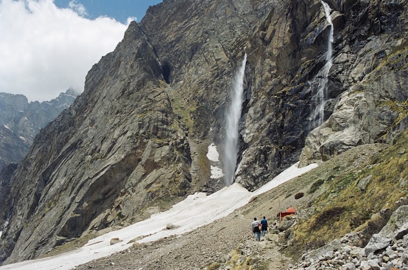Swargarohini - Swargarohini, Sankari Range, Uttarakhand 249128, India