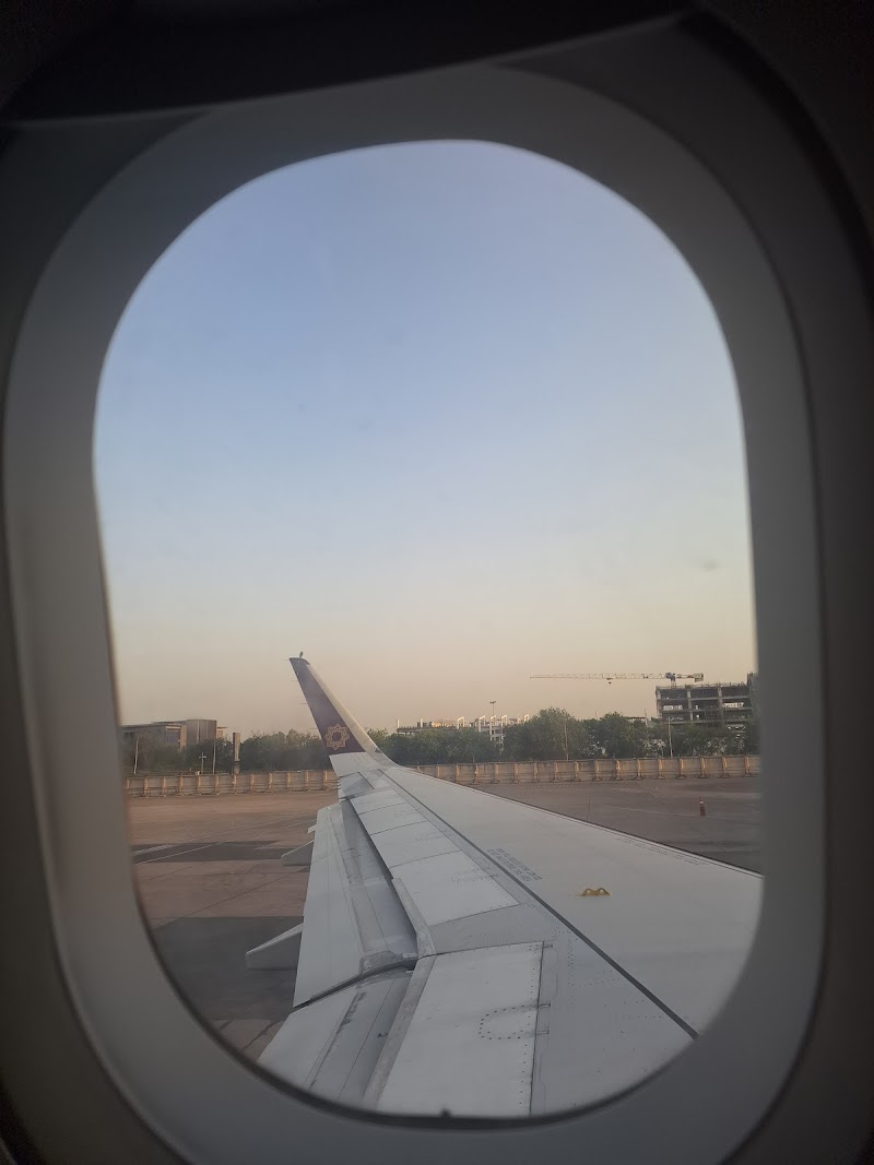 Aurelia - Terminal 2 (Departure) - Aurelia - Terminal 2 (Departure) RU05, Domestic Departure, SHA, Terminal 2, Indira Gandhi International Airport, New Delhi, Delhi, 110037, India