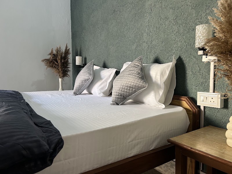 Tiny Spot Hostel Rishikesh - Tiny Spot Hostel Rishikesh, Tiny Spot Hostel, Laxman Jhula Rd, Lower, Tapovan, Rishikesh, Jonk, Uttarakhand 249192, India