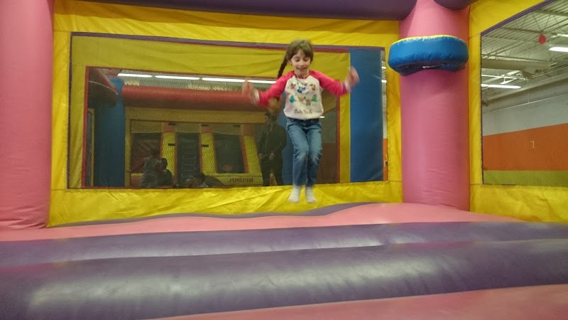 Jumpin' - Jumpin', 6055 Sky Pond Dr P100, Loveland, CO 80538, USA