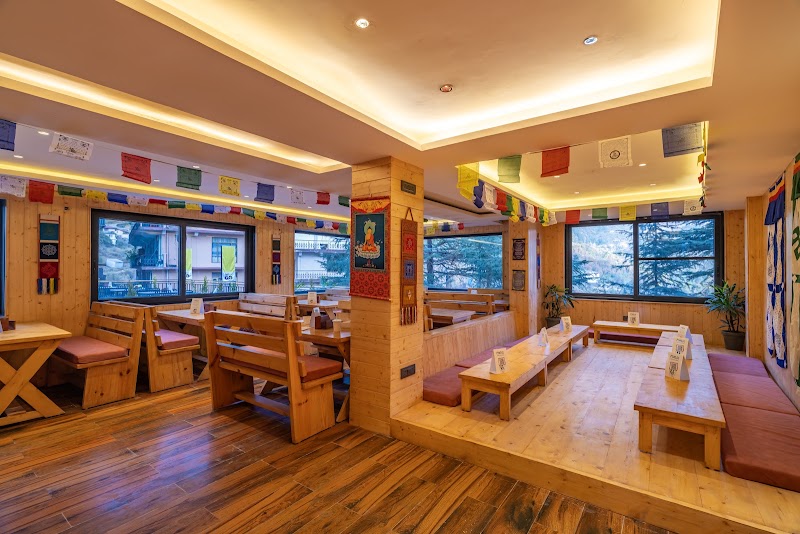 The Hosteller Mcleodganj - The Hosteller Mcleodganj Khata No. 272, Khaouni No. 433 Khasra No’s 2009/1928 situated at Mohal Up Mahal, Patwar Circle, McLeod Ganj, Dharamshala, Himachal Pradesh 176219, India