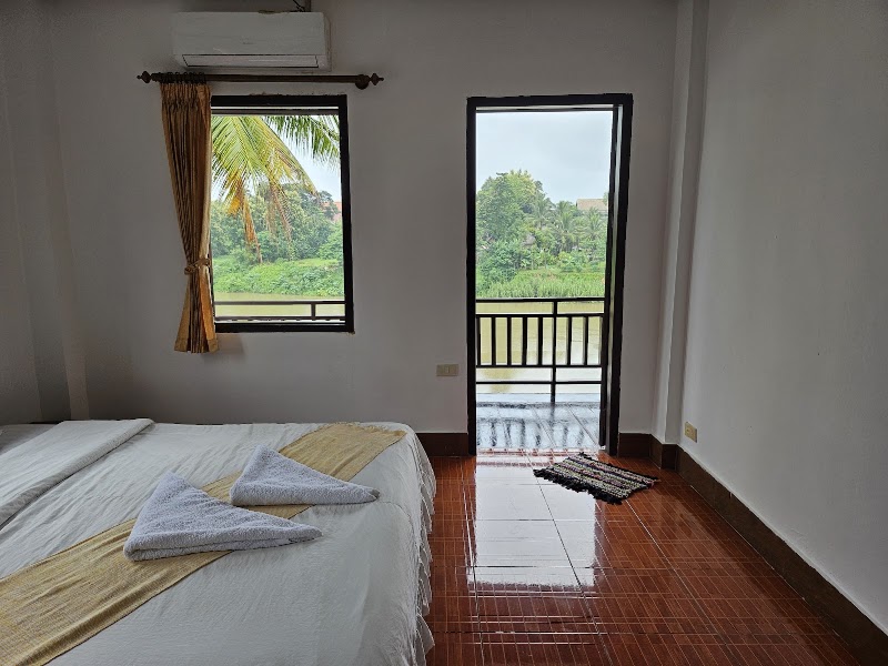 Mao Pha Sok Riverside Guesthouse - Mao Pha Sok Riverside Guesthouse, V4PR+X75, Luang Prabang, Laos