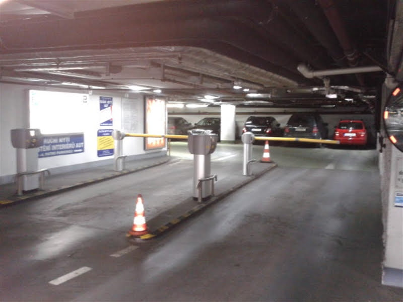[P] parking Millennium - [P] parking Millennium, 6, V Celnici 1034, Nové Město, 110 00 Praha-Praha 1, Czechia