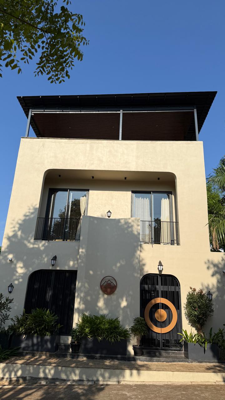 Hill Chalet Pool Villa - Nandi Hills