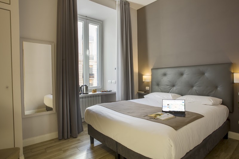 Colosseo Prestige Rooms - Colosseo Prestige Rooms, Via Cavour, 211, 00184 Roma RM, Italy