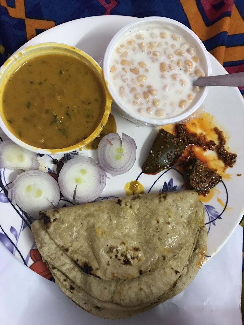 Housewives kitchen - Housewives kitchen Shree Ram Complex, Building 3, 2, C-Block, above Nirulas, Block C, Sushant Lok Phase I, Sector 43, Gurugram, Haryana 122001, India