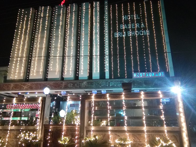 Hotel Basera Brij Bhoomi - Hotel Basera Brij Bhoomi, Atalla Chungi Parikrama Marg, Atalla Chungi Rd, Kishor Pura, Vrindavan, Uttar Pradesh 281121, India