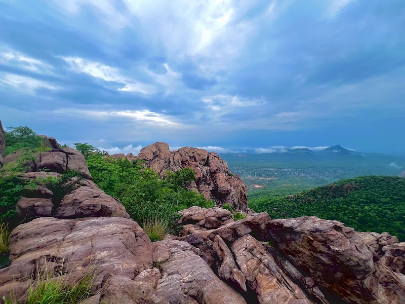 Top Of The Damau Dhara - Top Of The Damau Dhara, 4VR8+874, Salihabhatha, Chhattisgarh 495689, India
