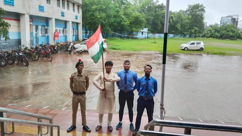 Prof.J.N Pandey Shaa. Bahu. Uchch. Maha. Vidyalaya - Prof.J.N Pandey Shaa. Bahu. Uchch. Maha. Vidyalaya, 6JQR+5RF, Byron Bazar, Janta Colony, Raipur, Chhattisgarh 492001, India