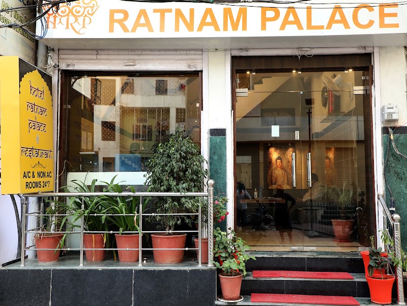 HOTEL RATNAM PALACE