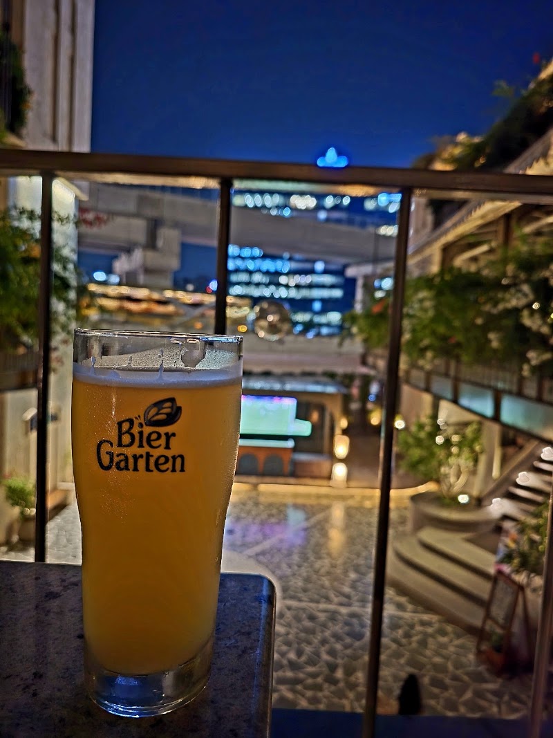 Biergarten Bellandur - Biergarten Bellandur 57/2/10, Bellandur - Doddakannelli Rd, Devarabisanahalli, Bellandur, Bengaluru, Karnataka 560103, India