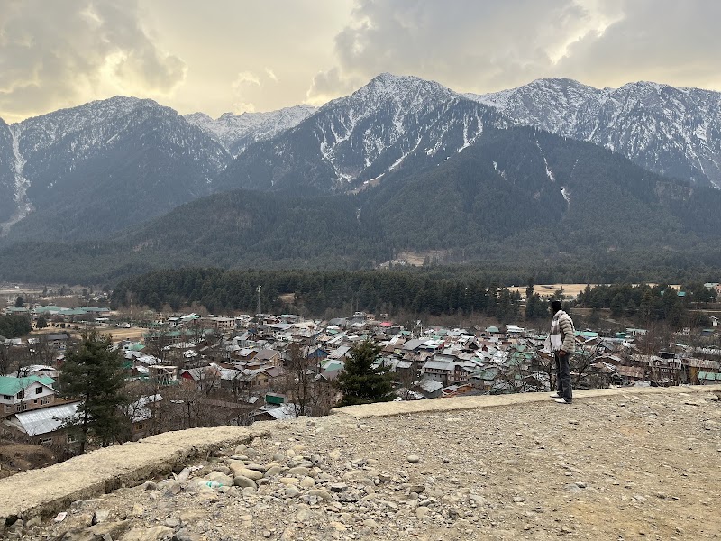 Kashmir Travelscape - Kashmir Travelscape, Shah Complex, Ompura, 191111