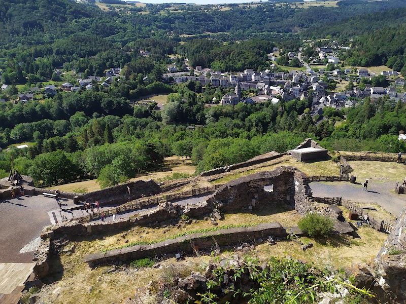 Murol Castle - Murol Castle Rue du Château, 63790 Murol, France