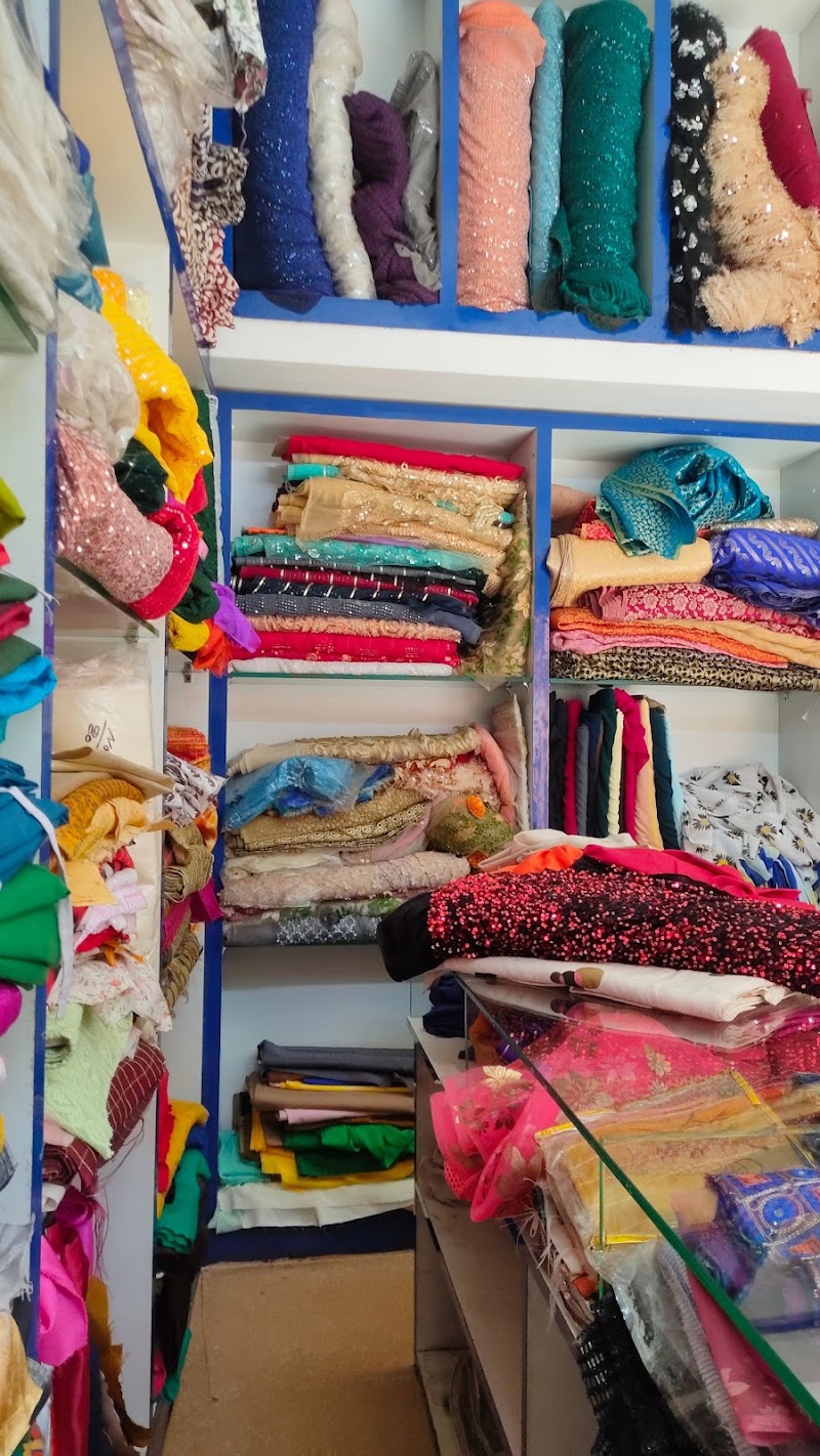 LATA BOUTIQUE / TRAINING CENTRE- The fashion Designer. - LATA BOUTIQUE / TRAINING CENTRE- The fashion Designer. Unnamed Road, Durgpara, Camp 2, Bhilai, Chhattisgarh 490026, India