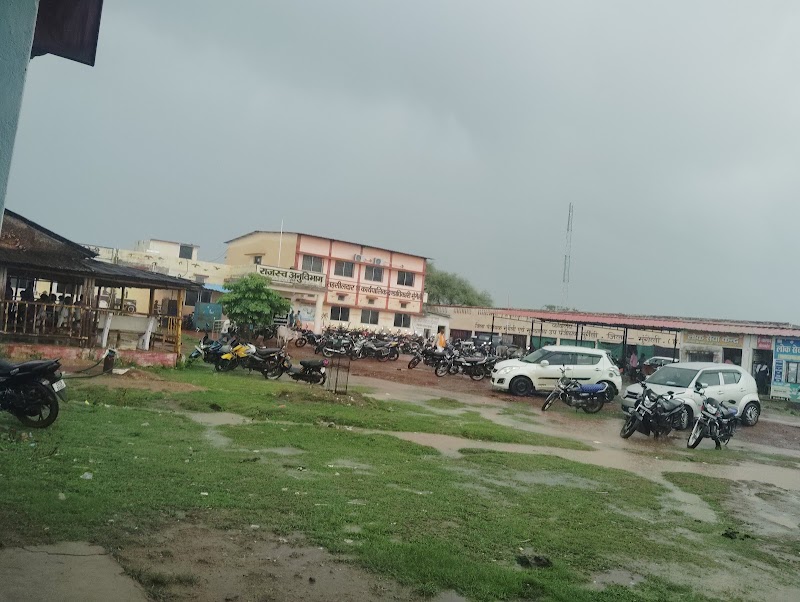 Tehsil Office, Mungeli - Tehsil Office, Mungeli, 3PMG+RR4, NH130A, Gidha, Chhattisgarh 495334, India