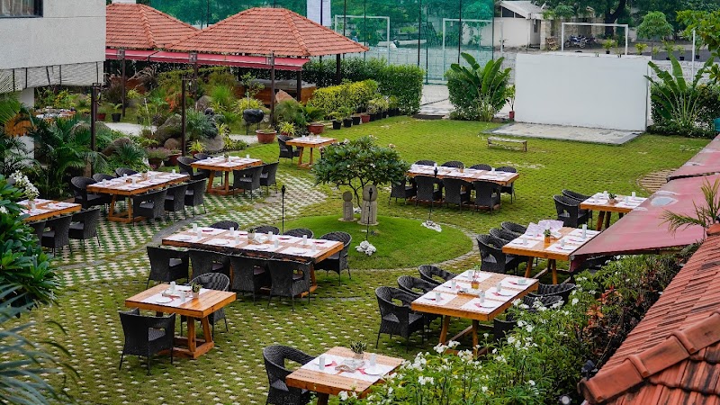 Little Monk - Little Monk Monk's Nirvana Hotel & Resort, MR 10 Rd, Gram, Kumedi, Indore, Madhya Pradesh 453555, India