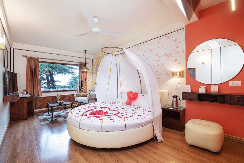 Honeymoon Inn - Honeymoon Inn The Mall, Shimla, Himachal Pradesh 171001, India