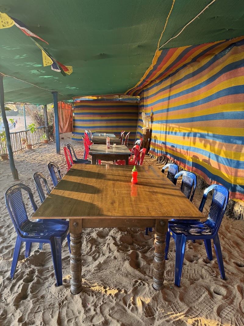 Dolphin Bay Cafe - Dolphin Bay Cafe G89C+MV4, Om Beach Rd, Gokarna, Karnataka 581326, India