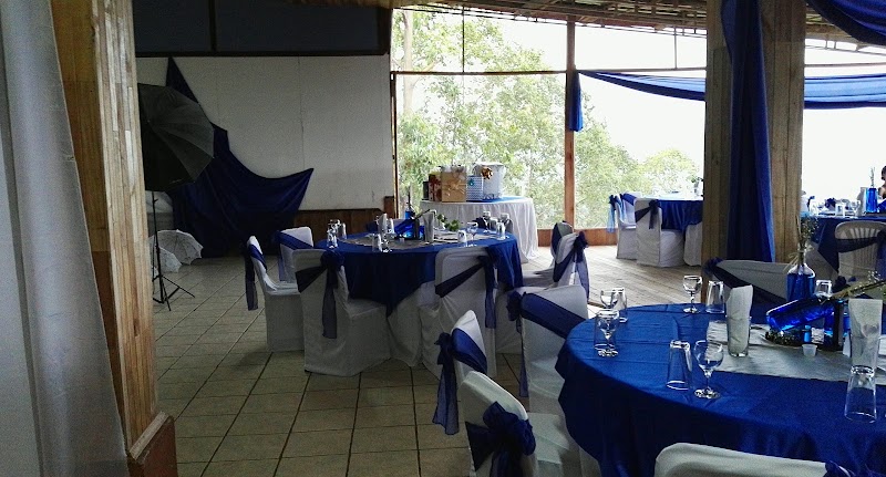 Centro de Eventos Luna Llena - Centro de Eventos Luna Llena San Rafael Nte., San José, Pérez Zeledón, 11901, Costa Rica