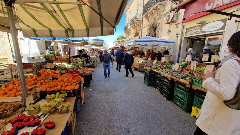 Ortigia Street Market - Ortigia Street Market, Vicolo Bagnara, 96100 Siracusa SR, Italy