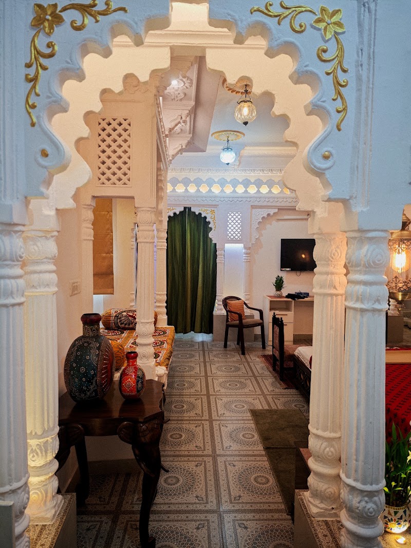 RAI K DAYAL HAVELI - RAI K DAYAL HAVELI 1/1998C, Dewali, Neemuch Kheda, Udaipur, Rajasthan 313004, India