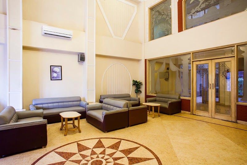 Hotel Shubham Holidays - Hotel Shubham Holidays, Gandhi Rd, Kishor Pura, Vrindavan, Uttar Pradesh 281121, India