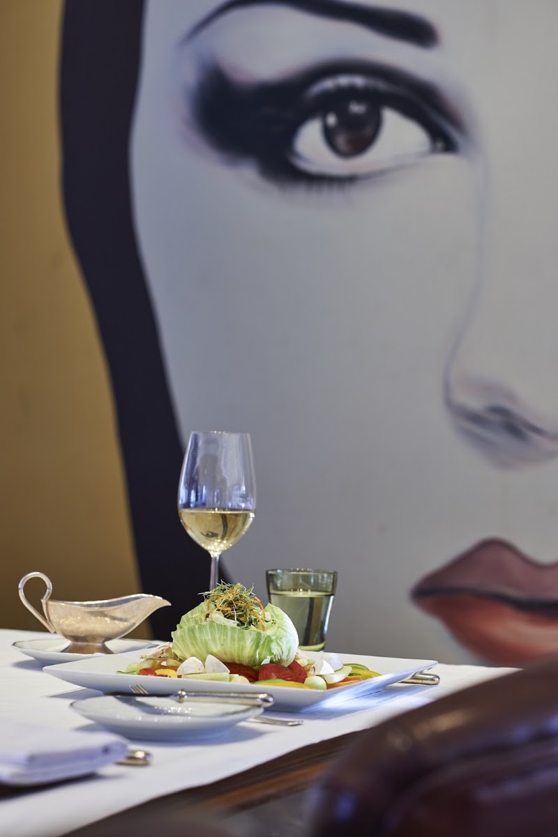 The Grill Dining & Lounge - The Grill Dining & Lounge, Cornich, Semiramis InterContinental, El Nile, قصر الدوبارة، قسم قصر النيل، محافظة القاهرة‬ 11511, Egypt